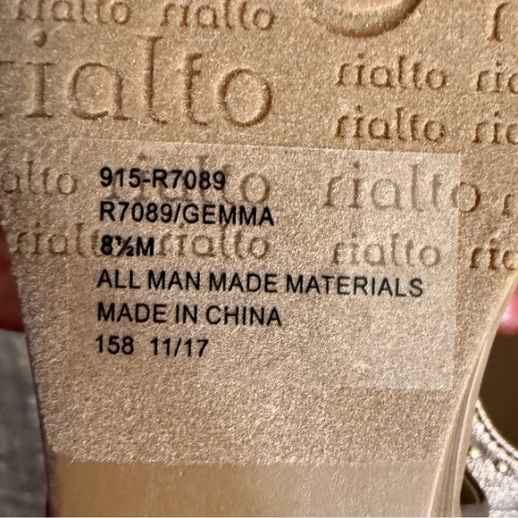 NEW Rialto Gemma Wedge Sandals Shoes Women’s Size 8.5 Metallic Stud Detail - Picture 4 of 9